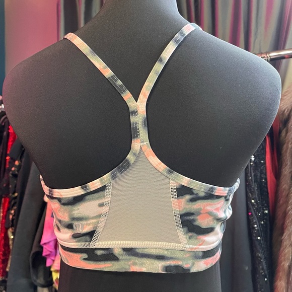 Lululemon Flow Y Bra IV
Wamo Camo Barely Pink Size 10 - Picture 1 of 12